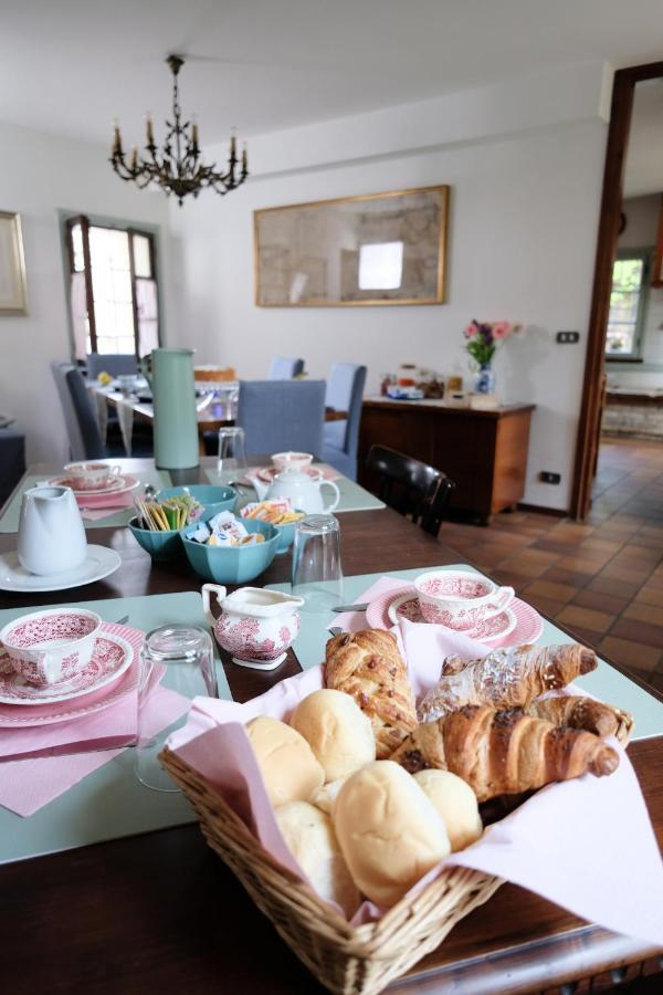 Fiori Di Maggio Acomodação com café da manhã Muscletto Exterior foto